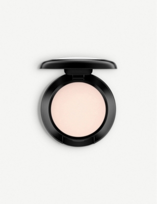 Mac Blanc Type Pressed Eyeshadow 1.5g In Blanc Type