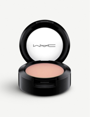 Shop Mac Throwback Eye Shadow 1.35g In Tete - A -tint