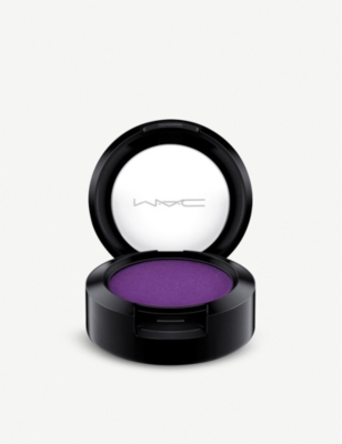 Shop Mac Power To The Purple Small Eyeshadow 1.5g