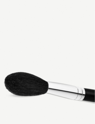 Mac 150s Large Powder Brush