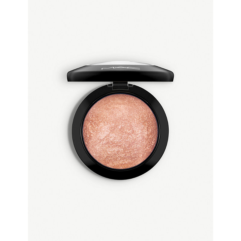 Shop Mac Mineralize Skinfinish Highlighter 10g In Cheeky Bronze
