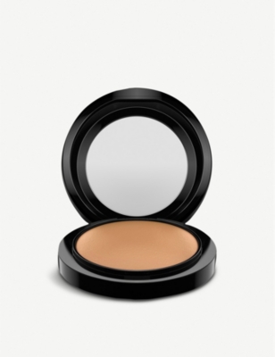 Mac Medium Tan Mineralize Skinfinish Natural In Dark