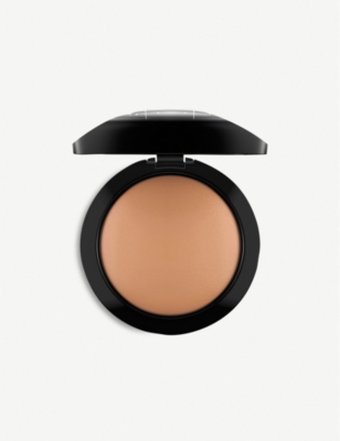 Shop Mac Mineralize Skinfinish Natural Face Powder 10g In Give Me Sun!