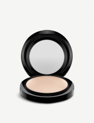 Mac Light Mineralize Skinfinish Natural