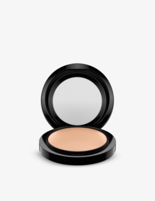 Mac Medium Golden Mineralize Skinfinish Natural