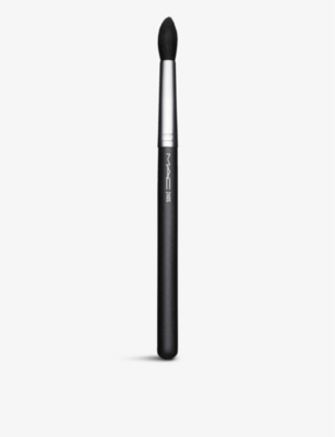 MAC: 240S large tapered blending brush