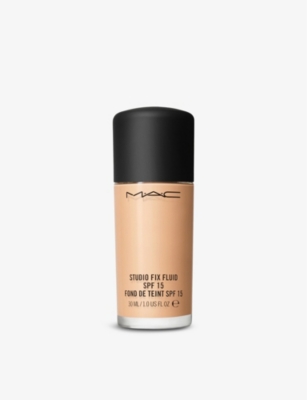 Studio Fix Fluid SPF 15 foundation 30ml