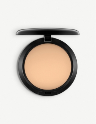 Shop Mac C4 Studio Fix Powder Plus Foundation 15g