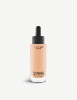 Mac Nc35 Studio Waterweight Spf30 Foundation