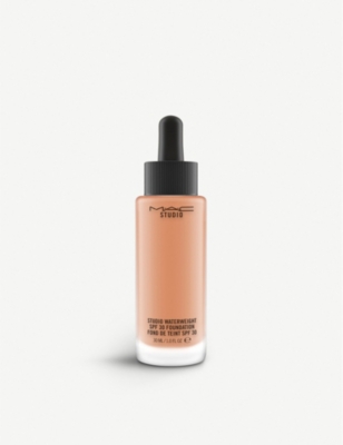 Mac Nw35 Studio Ultra Fluid Waterweight Spf30 Foundation In Nw35