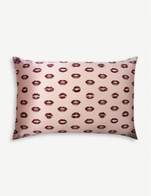 SLIP Kiss Queen silk pillowcase 51cm x 76cm Selfridges