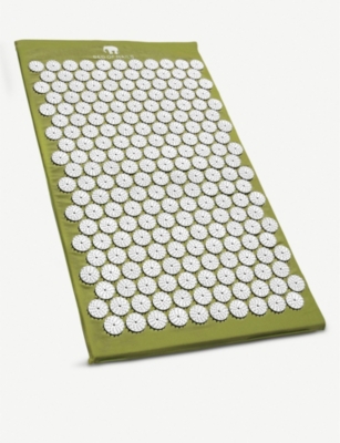 BED OF NAILS：Bon Acupressure 按摩垫