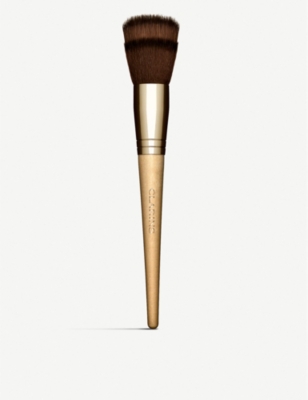 CLARINS: Multi-Use Foundation Brush