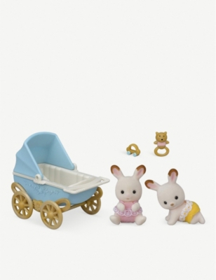 Sylvanian deals families 5018