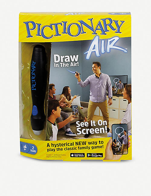 BOARD GAMES: Pictionary Air board game