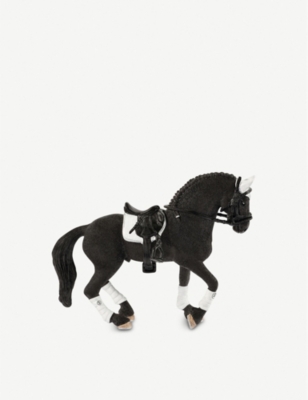 black schleich horses