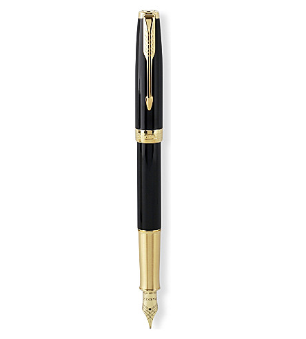 PARKER   Sonnet glossy black gold trim fountain pen M