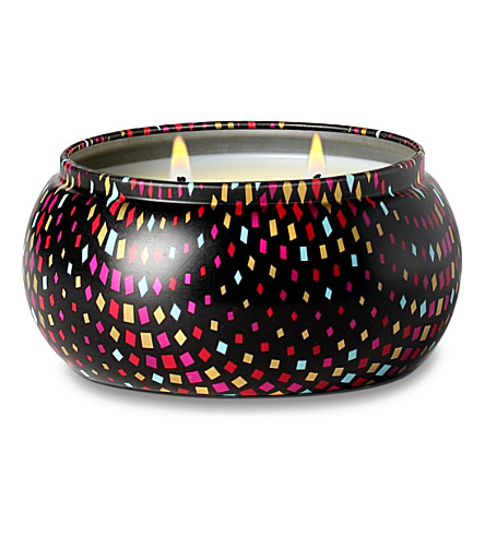 VOLUSPA   Visions of Sugar Plum two wick candle