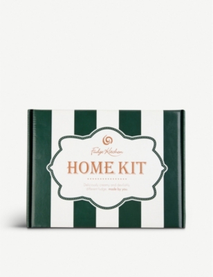 FUDGE KITCHEN Make your own fudge kit