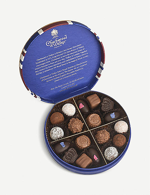 CHARBONNEL ET WALKER: Milk chocolate and truffle selection 225g