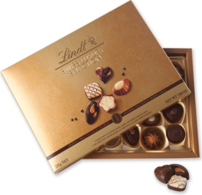 LINDT: Swiss Luxury chocolate selection 195g