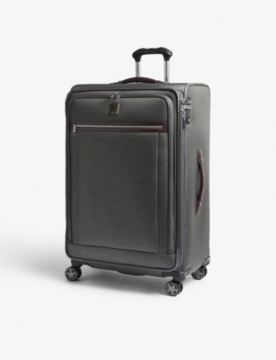 TRAVELPRO: Platinum Elite expandable suitcase 73.5cm