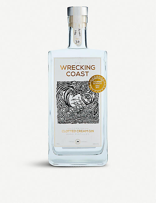 GIN: Wrecking Coast clotted cream gin 700ml