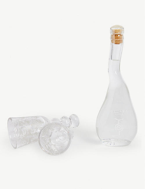 U'LUVKA: Apple and coriander vodka gift set