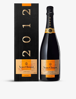 VEUVE CLICQUOT Ponsardin 2012 champagne gift box 750ml