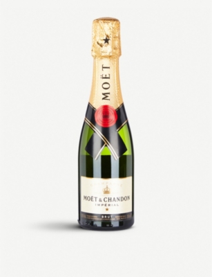 Moet Imperial Brut Ice Jacket Champagne 2022