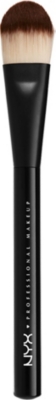 NYX PROFESSIONAL MAKEUP Pro Flat Foundation Brush