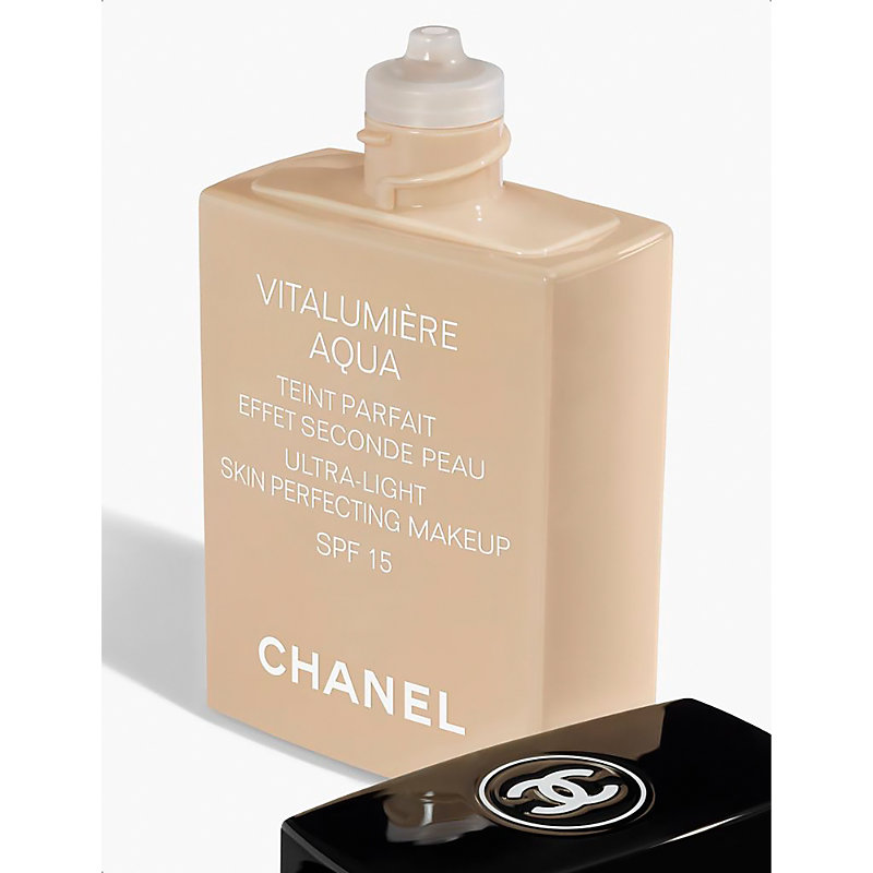 Shop Chanel <strong>vitalumière Aqua</strong> Ultra-light Skin Perfecting Makeup Spf 15 In Beige Sienne