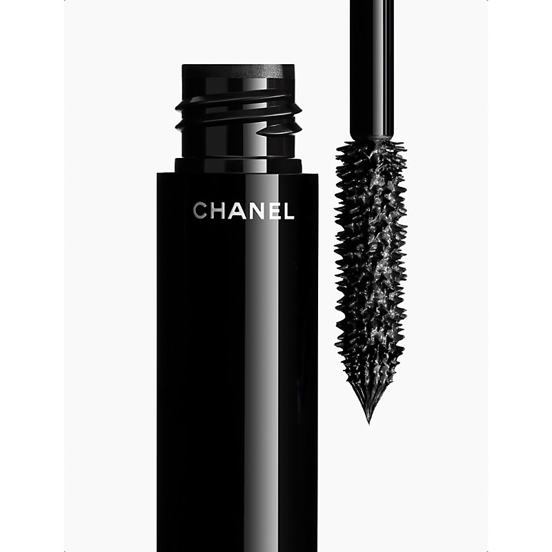 Shop Chanel Noir Le Volume De Mascara