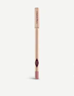 Lip Cheat re-shape & re-size lip liner