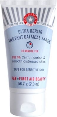 FIRST AID BEAUTY Ultra Repair Instant Oatmeal Mask