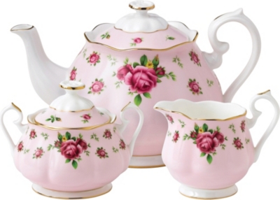 ROYAL ALBERT: New Country Roses Pink three-piece set