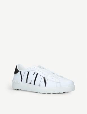 VALENTINO GARAVANI VLTN Rockstud leather trainers