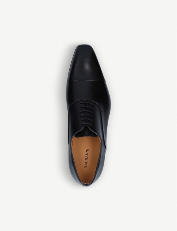 Toe cap leather oxford shoes