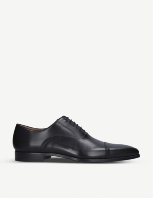 Shop Magnanni Men's Black Toe Cap Leather Oxford Shoes