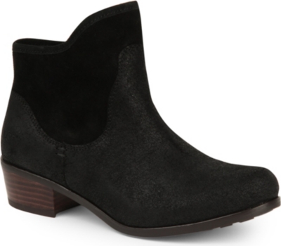 UGG   Penelope suede and leather ankle boots 7 10 years