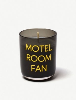 SELETTI: Memories Motel Room Fan scented candle 110g