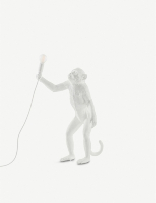 SELETTI: Standing monkey resin outdoor lamp