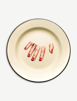 Seletti Wears Toiletpaper Fingers Enamel Plate 26cm In Beige