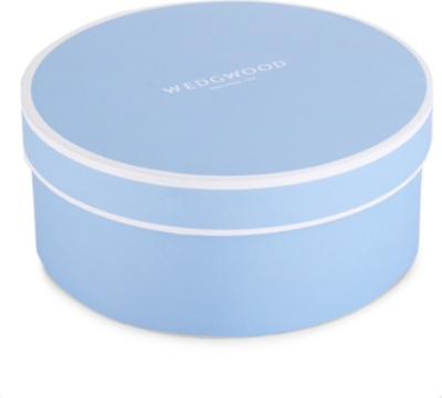 WEDGWOOD: Wonderlust Peony Diamond teacup and saucer set