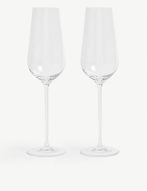 WEDGWOOD: Globe champagne flutes set of two