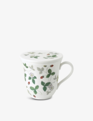 Wedgwood Wild Strawberry Bone China Mug With Lid