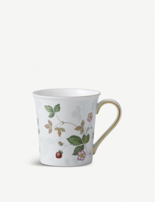 WEDGWOOD: Wild Strawberry bone-china mug 250ml