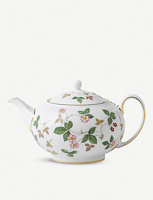 WEDGWOOD: Wild strawberry large teapot