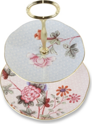 WEDGWOOD: Cuckoo two-tier cake stand