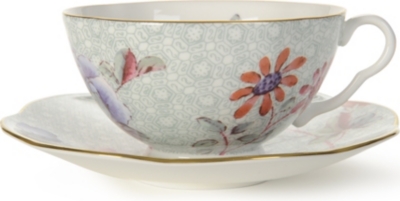WEDGWOOD: Cuckoo teacup and saucer green